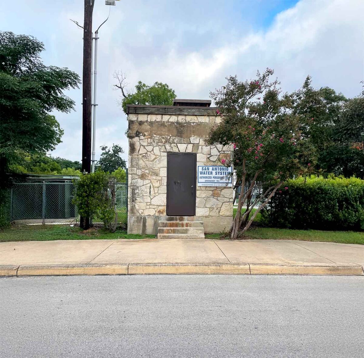 Electric Pumphouse 2 located on Avenue B