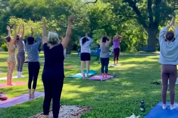 pilates in park
